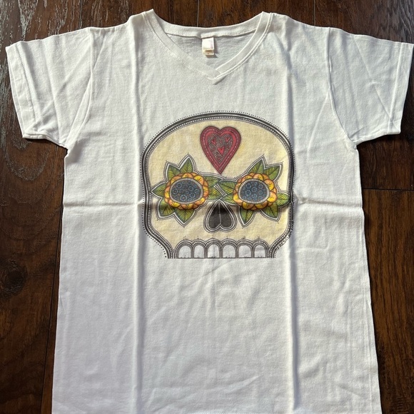 Tops - Casual T-Shirt - New Without Tags